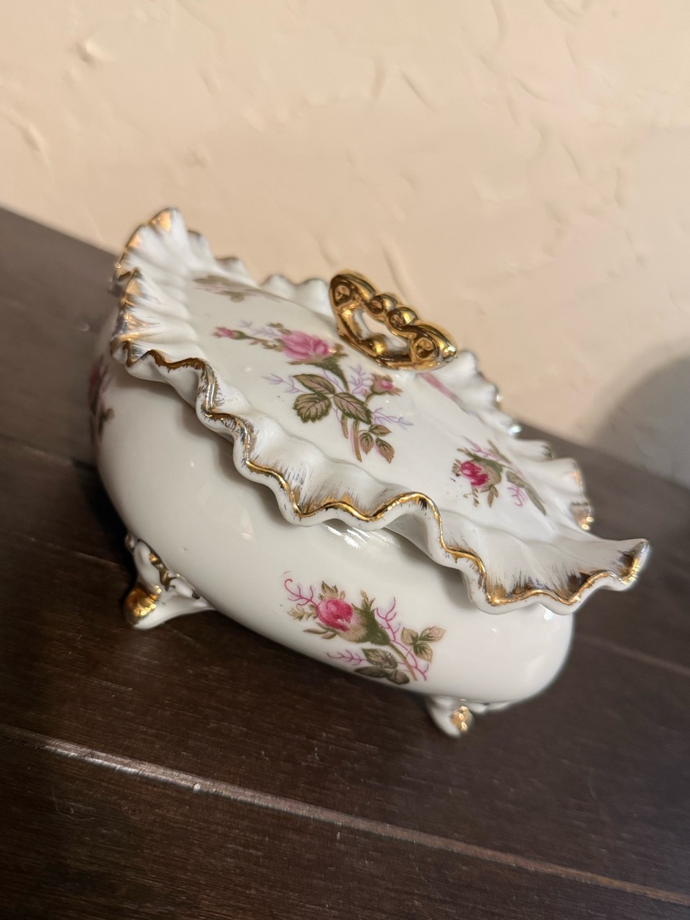 Vintage Japan Ruffled Edge Footed Moss Rose Candy Dish W/Lid Med. 1940's